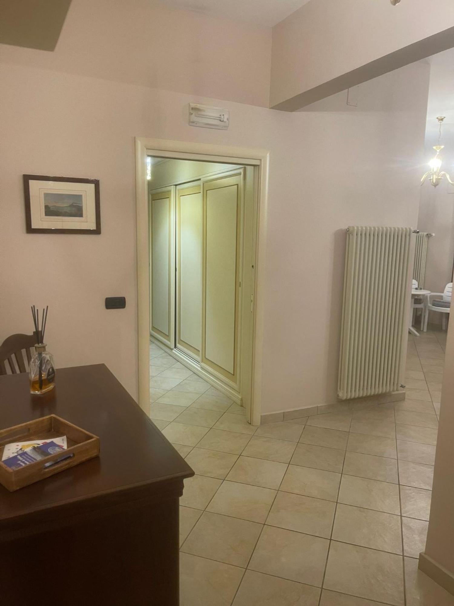 Central Apartment Castellammare di Stabia Luaran gambar